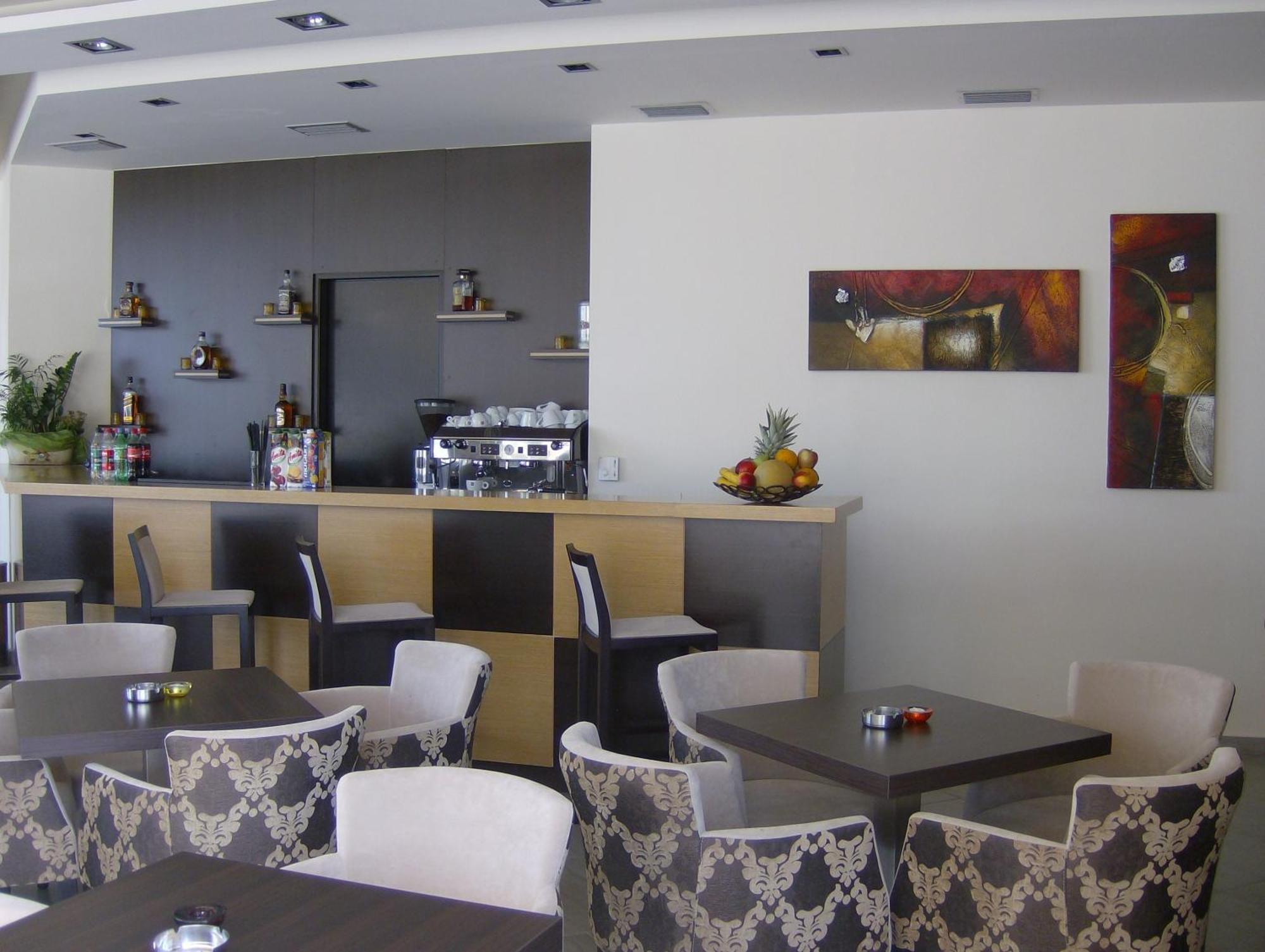 Ionion Hotel 키파리씨아 외부 사진